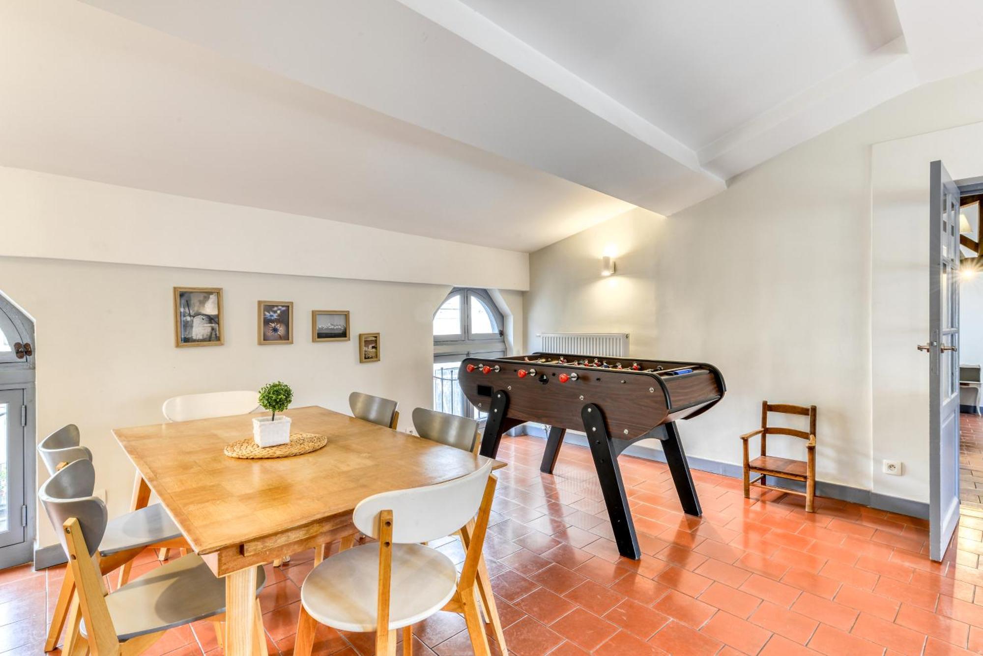 L'Escapade - Parking Gratuit - Wifi - Climatisation - Proche Cite - Tout Equipee Carcassonne Bagian luar foto