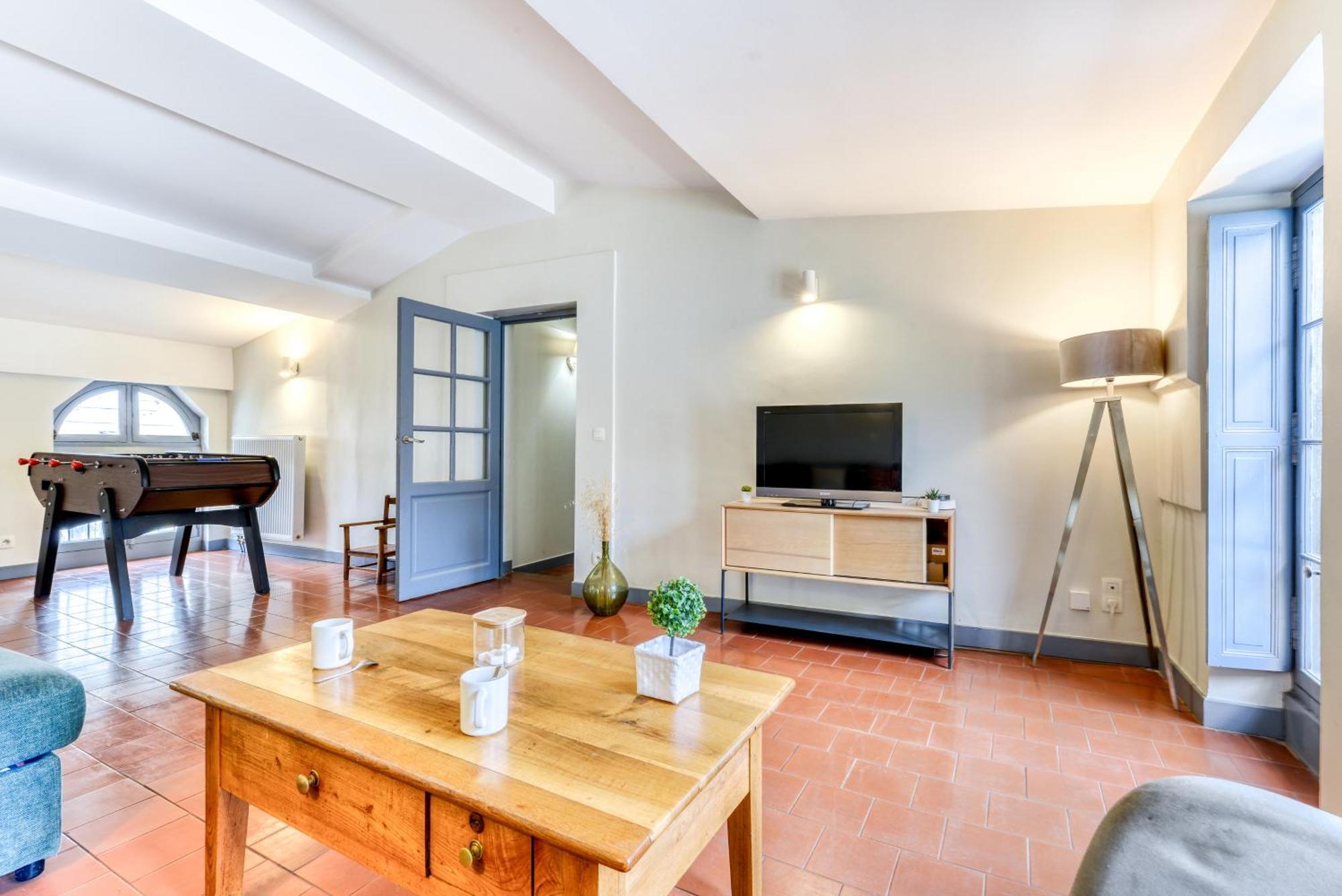 L'Escapade - Parking Gratuit - Wifi - Climatisation - Proche Cite - Tout Equipee Carcassonne Bagian luar foto
