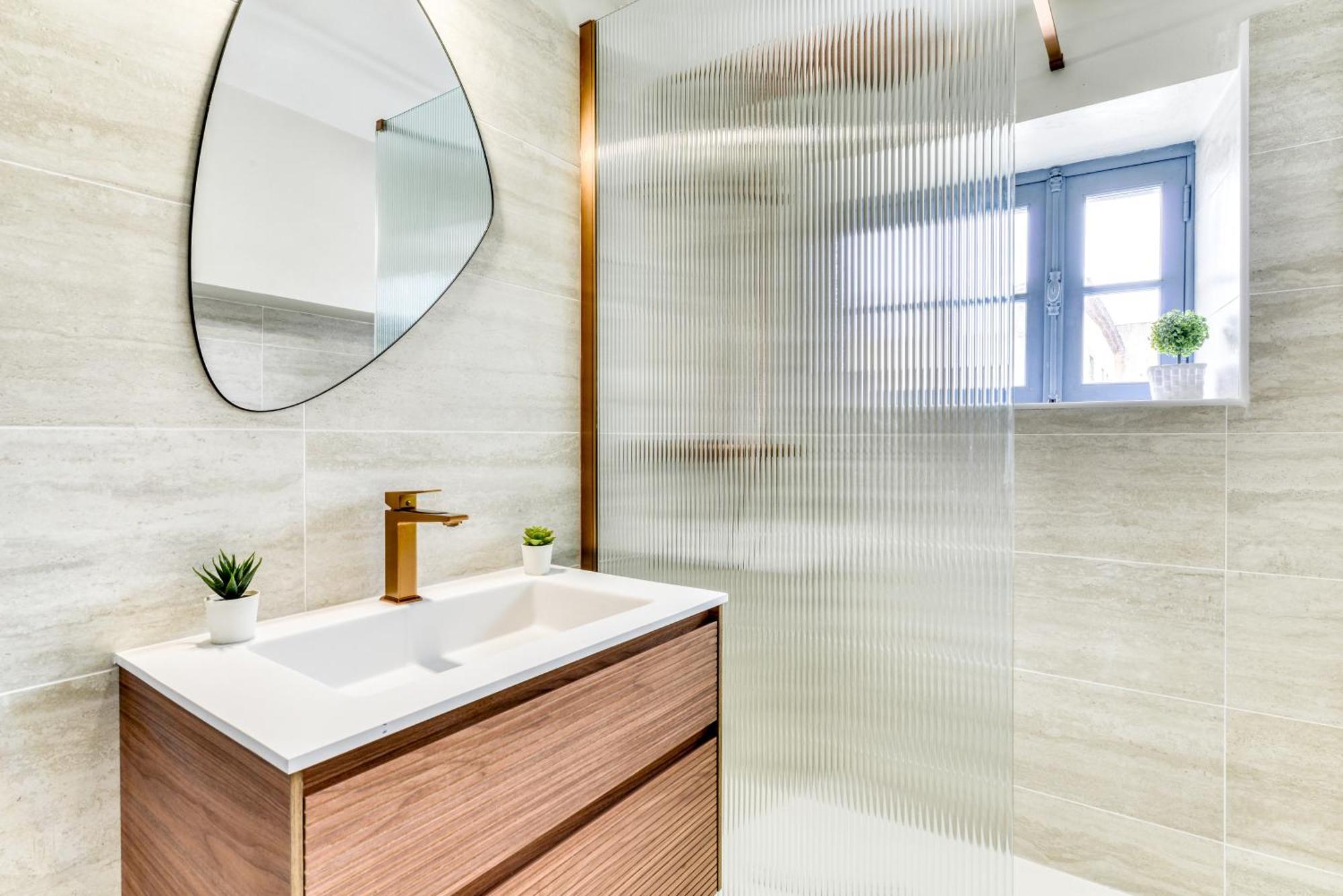 L'Escapade - Parking Gratuit - Wifi - Climatisation - Proche Cite - Tout Equipee Carcassonne Bagian luar foto